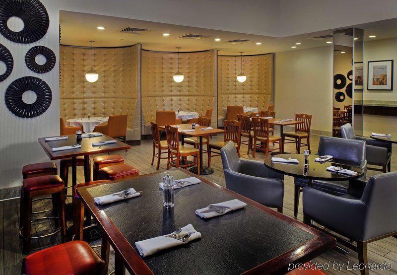 แมริออท เซนต์หลุยส์ แอร์พอร์ต Hotel Edmundson ภายนอก รูปภาพ